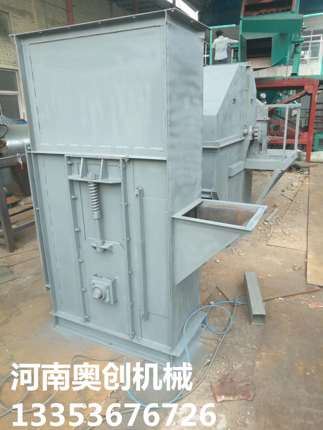 鬥式提升機23