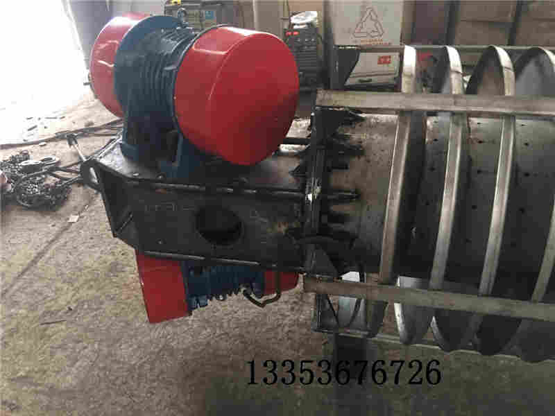 上振式螺(luó)旋垂直(zhí)提升機 上振式螺旋垂直提升機
