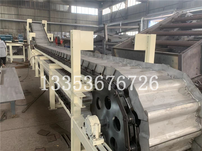 不鏽鋼​防（fáng）腐蝕鱗板式輸送機