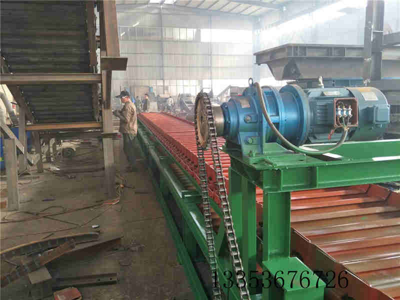 重型（xíng）鏈板給礦機2